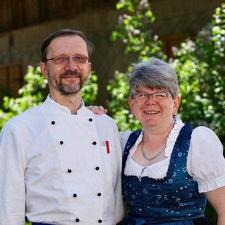 Schwarzwaldgasthaus Linde Schramberg Kültér fotó